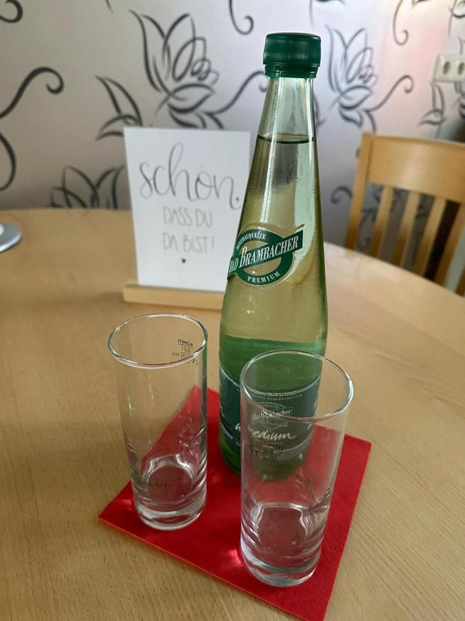 Vinopresso Gmbh - Cafe Roemer Prichsenstadt Eksteriør billede